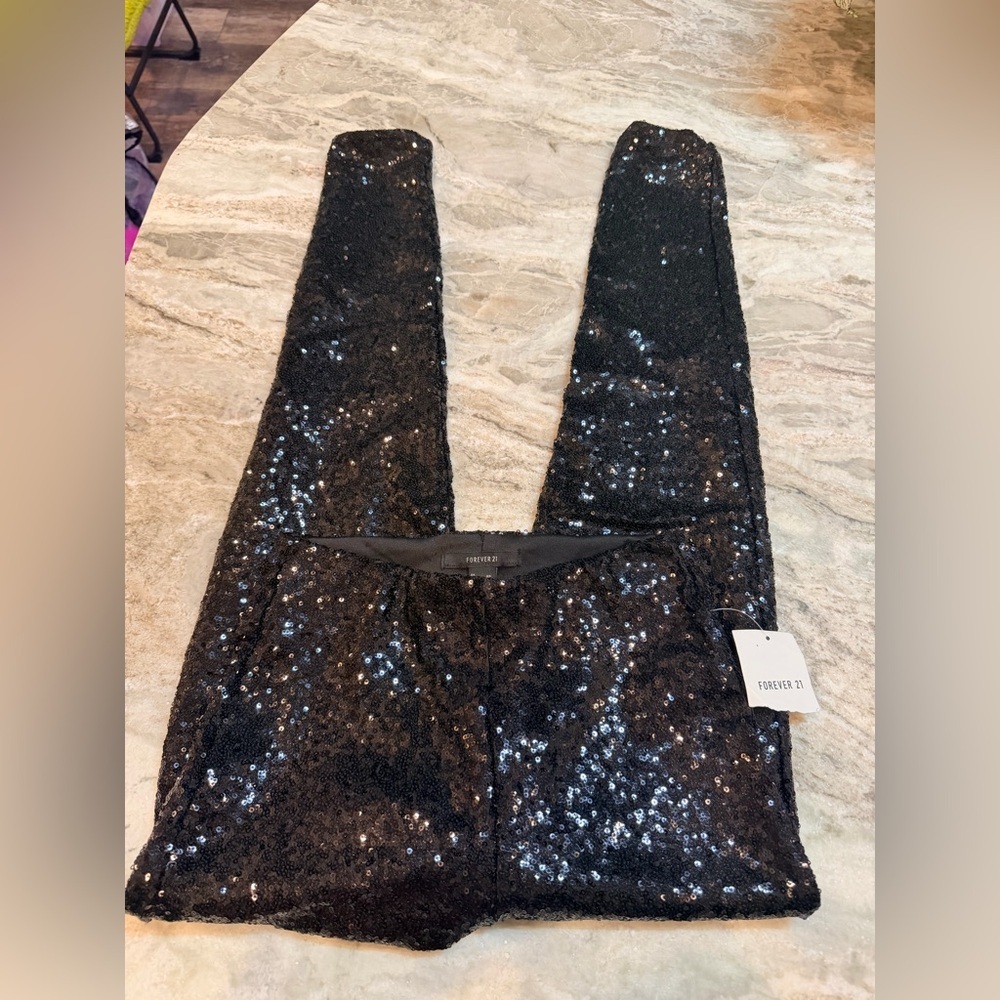 NWT Forever 21 Black Sequin Pants Women’s XS Party Night Out